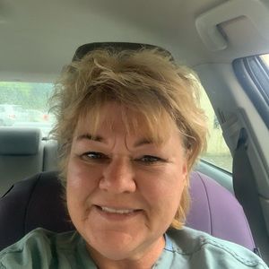 Meet your Posher, Corrinne